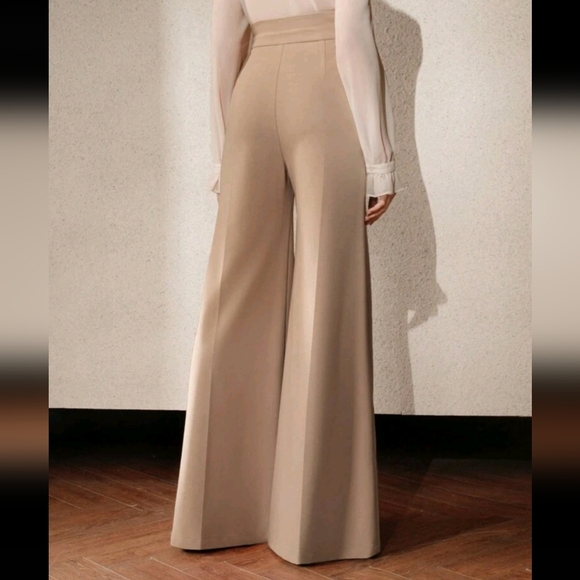 Elegant Flare Pants For Women, Chic And Modern Design, Suitable For New Year's - Picture 2 of 4